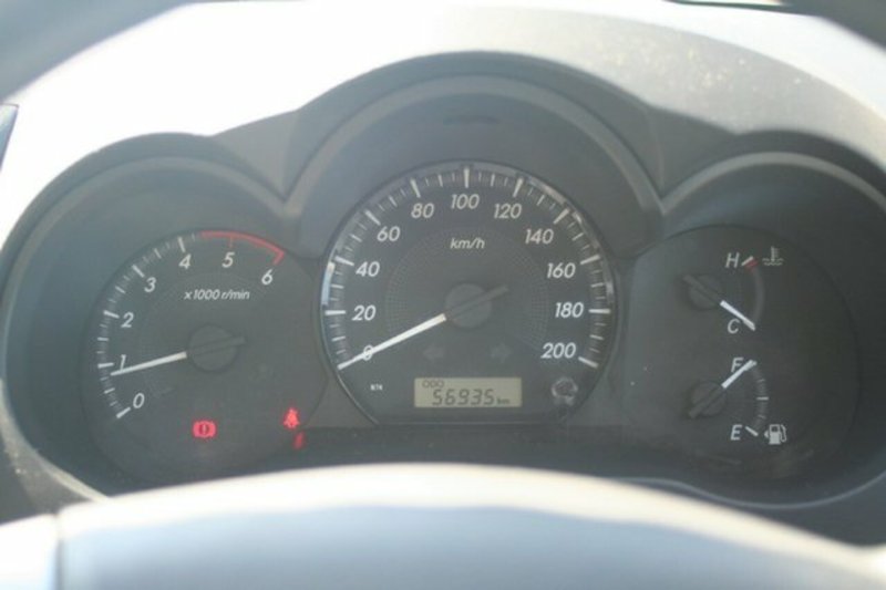 2012 TOYOTA HILUX SR (4x4) KUN26R MY12