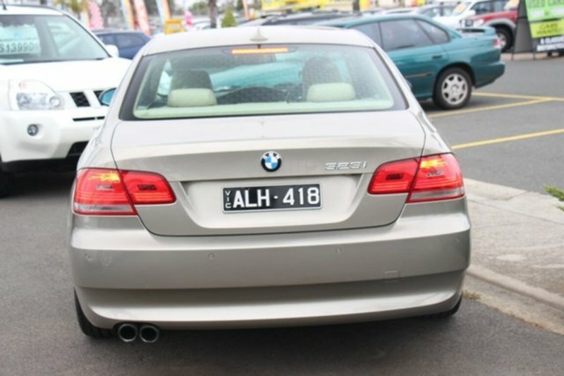 2008 BMW 3 23i E92