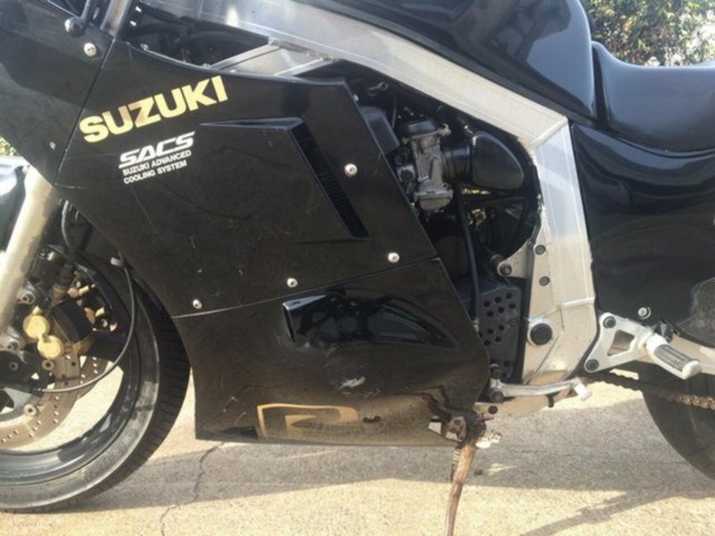 1988 SUZUKI GSXR1100