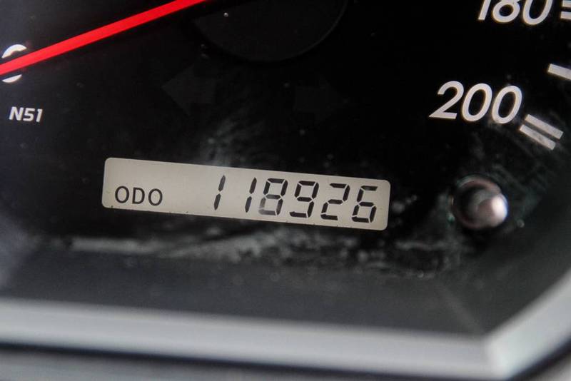 2009 TOYOTA HILUX SR5 (4x4) KUN26R 09 UPGRADE