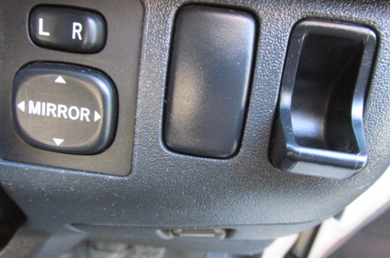 2010 TOYOTA HIACE LWB TRH201R MY11 UPGRADE