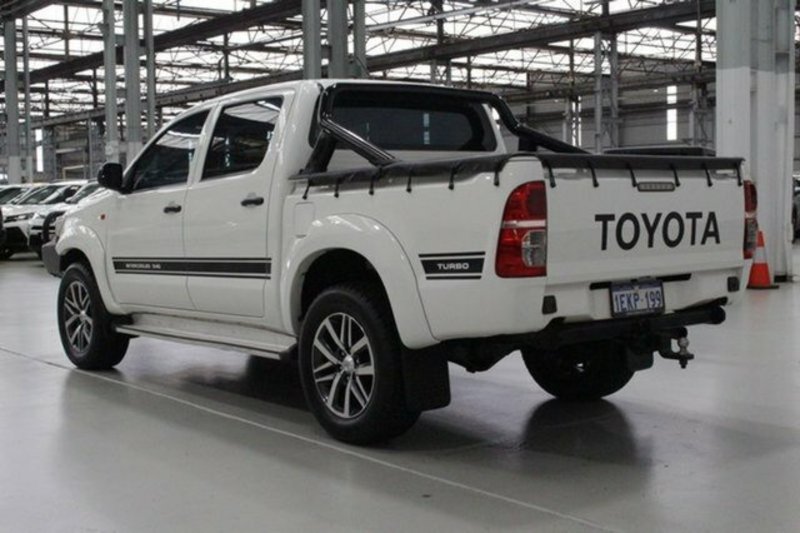 2013 TOYOTA HILUX SR (4x4) KUN26R MY12