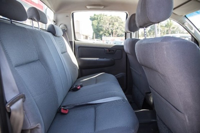 2012 TOYOTA HILUX SR KUN26R