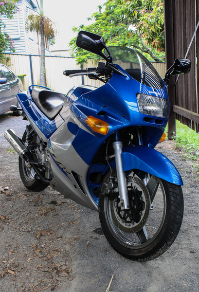 2002 KAWASAKI 250CC ZZ-R250 (EX250)