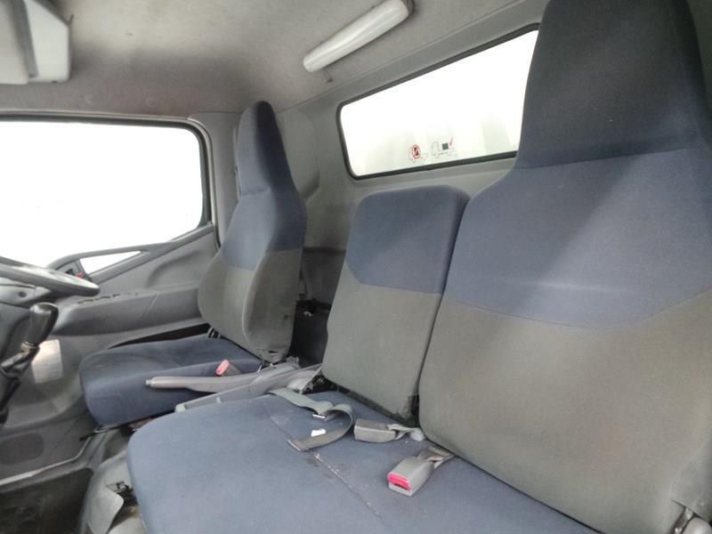 2010 FUSO CANTER PANTECH