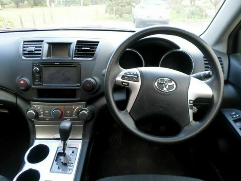 2013 TOYOTA KLUGER ALTITUDE (FWD) 7 SEAT GSU40R MY12