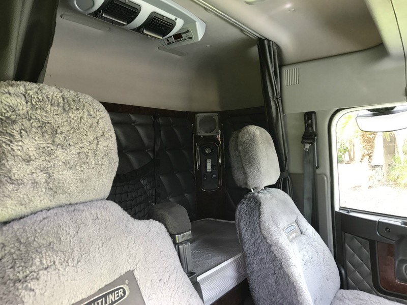 2014 FREIGHTLINER Coronado 114 CORONADO Coronado Truck