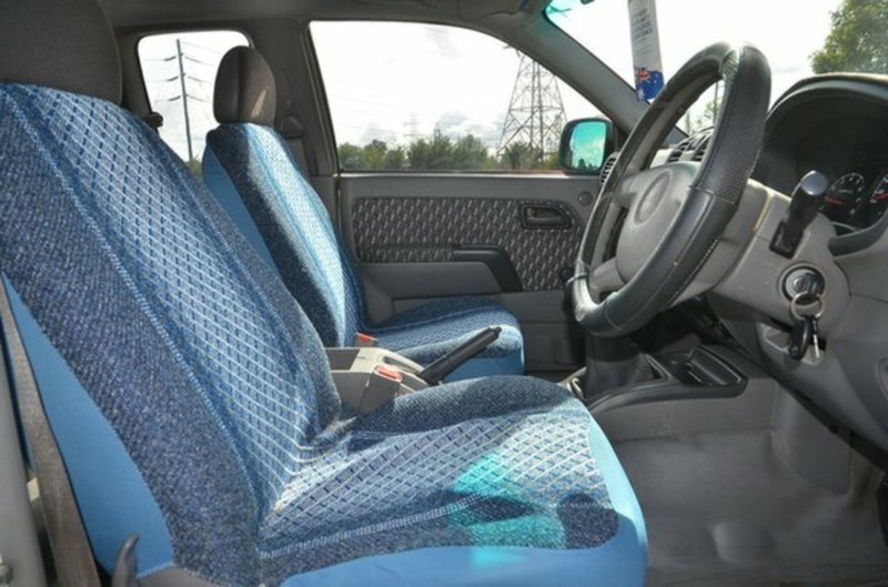 2004 HOLDEN RODEO LX RA