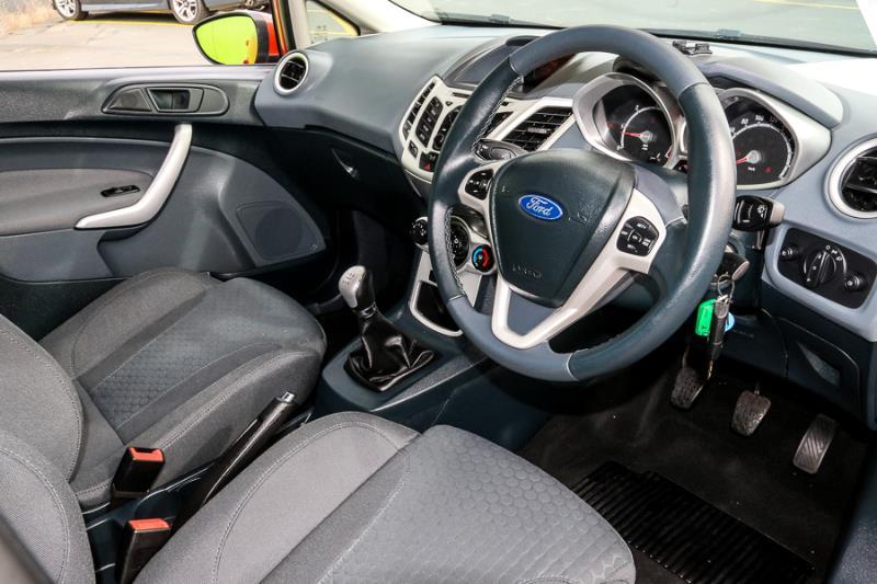 2012 FORD FIESTA ZETEC WT