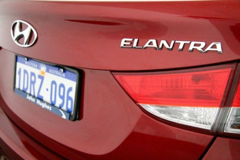 2011 HYUNDAI ELANTRA ELITE MD