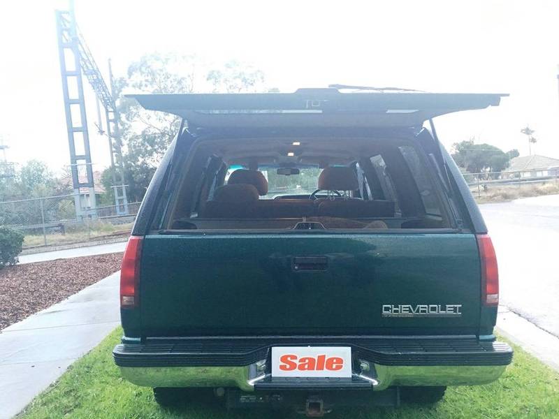 1998 HOLDEN SUBURBAN 1500 LT 4X4 K8