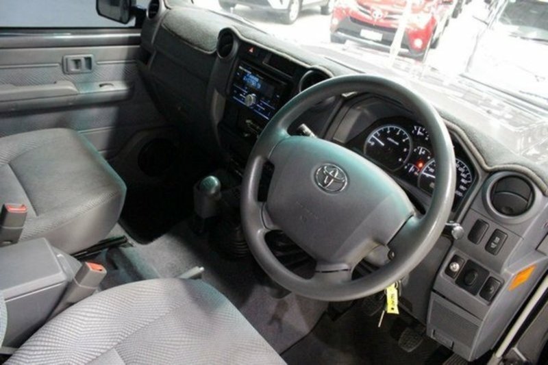 2012 TOYOTA LANDCRUISER GXL (4x4) VDJ76R MY12 UPDATE
