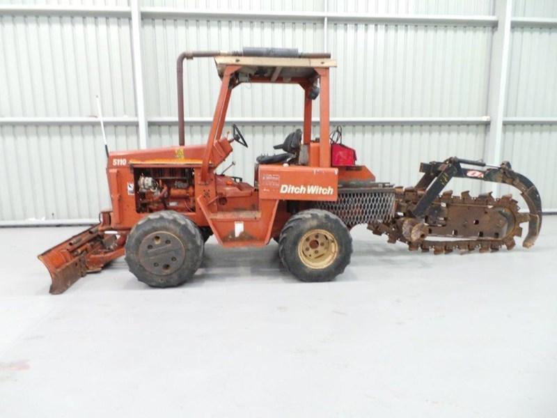 1998 DITCH WITCH 5110DD RIDE ON TRENCHER