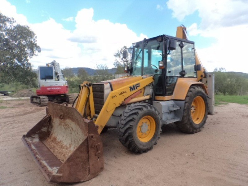 1985 MASSEY FERGUSON MF860 MF860 Loader