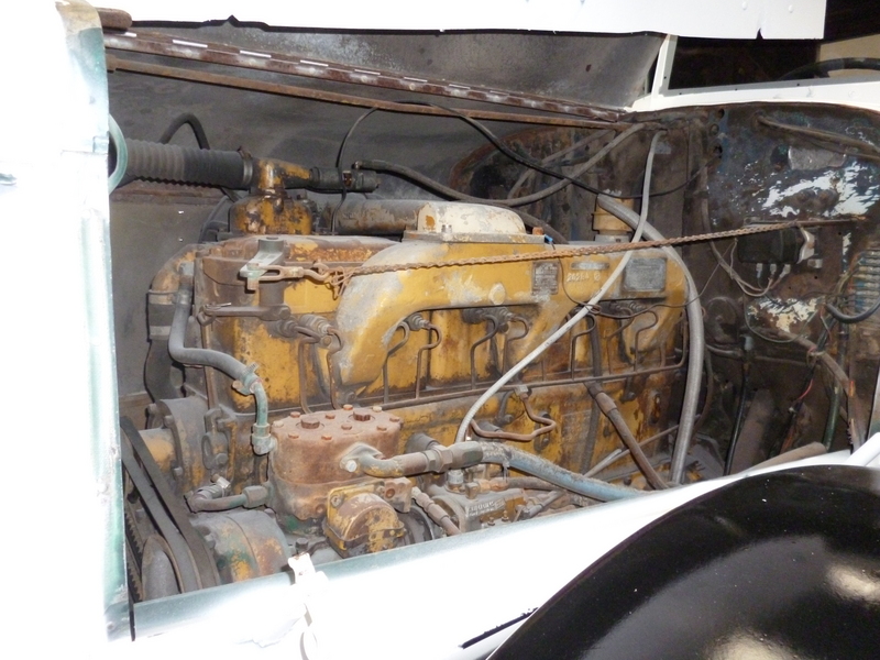 1946 PETERBILT 280