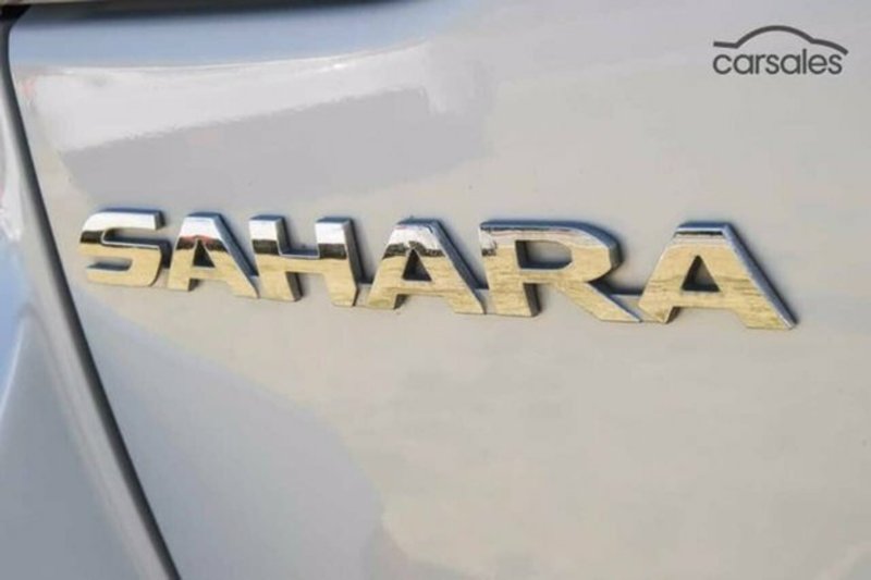 2015 TOYOTA LANDCRUISER SAHARA (4x4) VDJ200R MY13