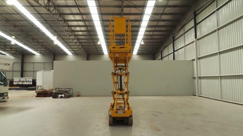 2005 HAULOTTE COMPACT 8W SCISSOR LIFT