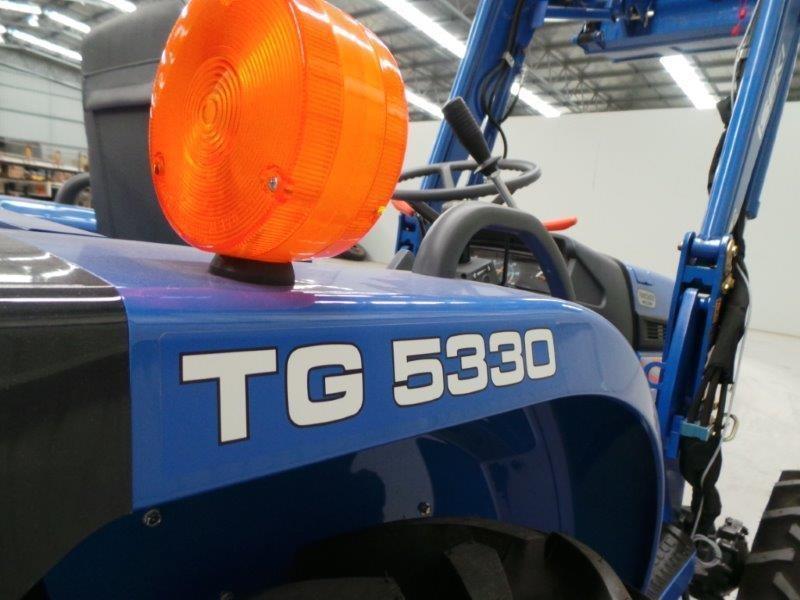 2015 ISEKI TG5330.4R 4WD RPS TRACTOR & 4 IN 1 LOADER PACKAGE CW