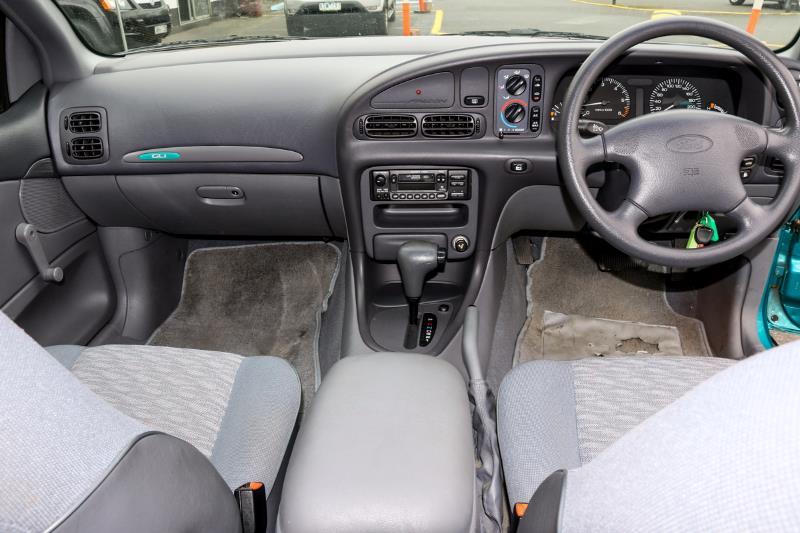 1996 FORD FALCON GLi EF II