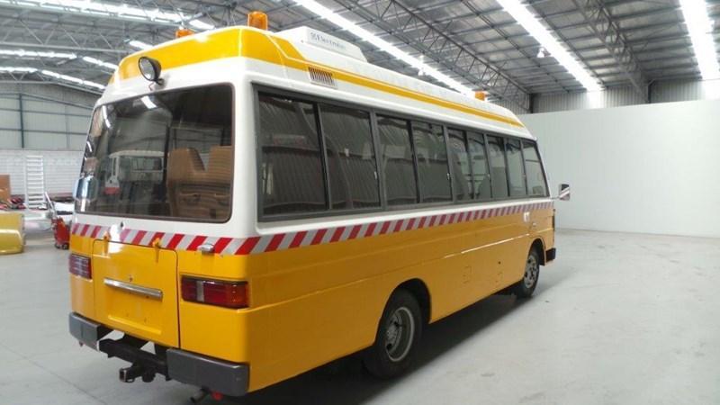 1992 MAZDA T3500 BUS