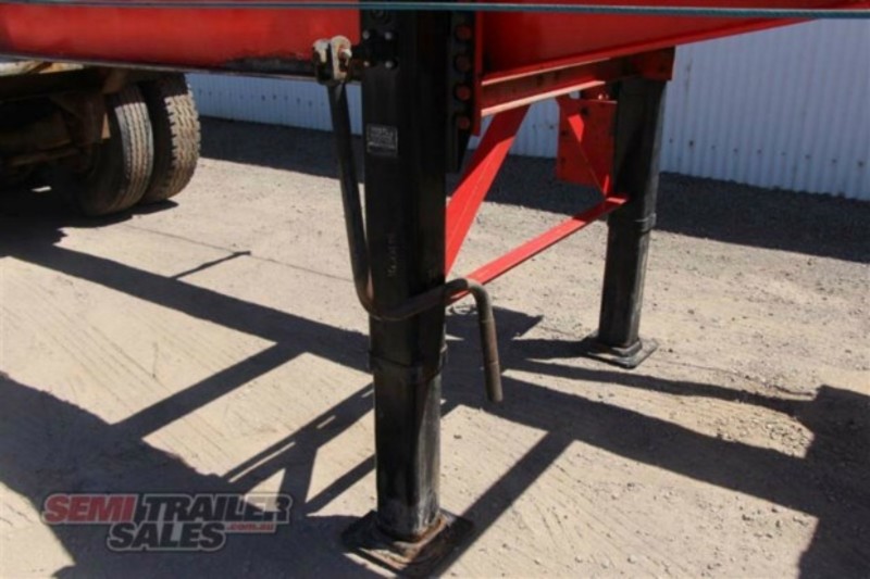 2004 MOORE Retractable Tipping Skel