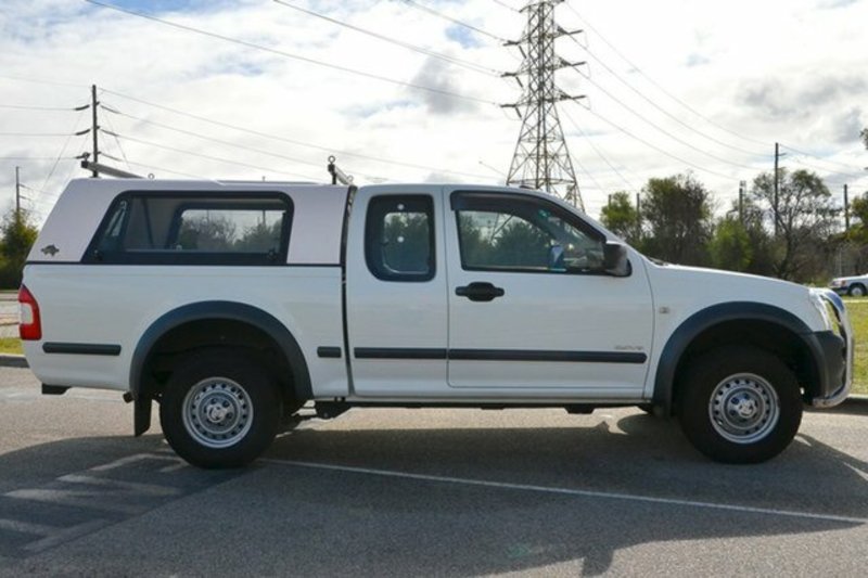 2004 HOLDEN RODEO LX RA