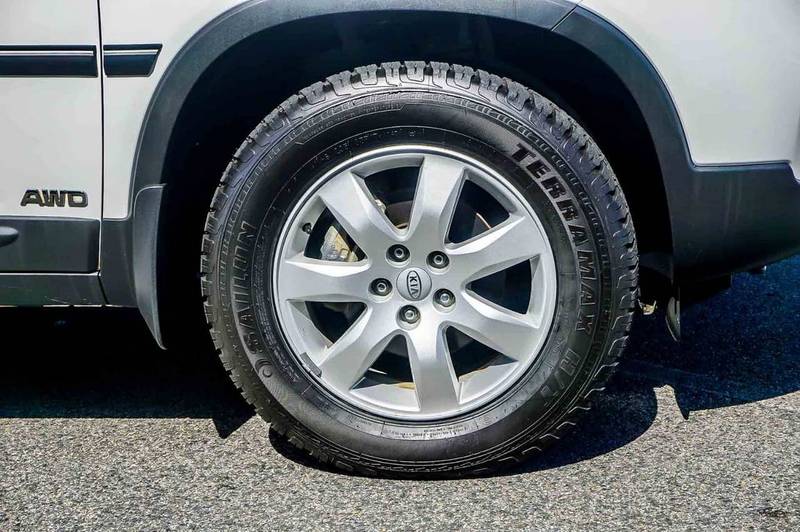 2011 KIA SORENTO Si (4x4) XM MY11