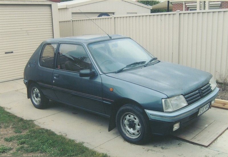 1993 PEUGEOT 205 SI