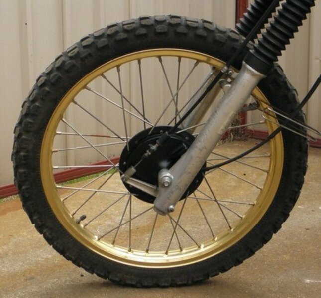 1983 SUZUKI DR250S