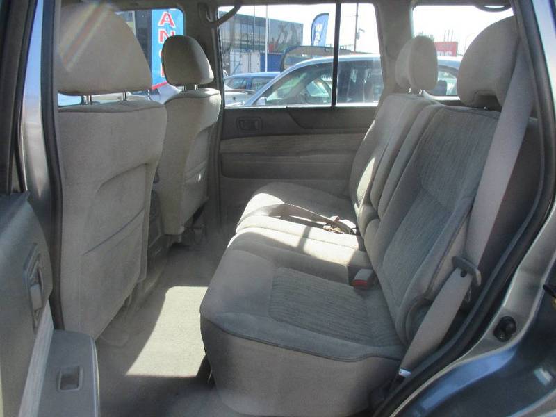 2002 NISSAN PATROL ST (4x4) GU III