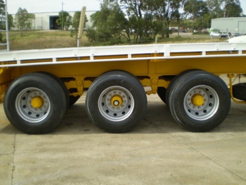 2012 Southern Cross Flat top RT LeadMid Trailer