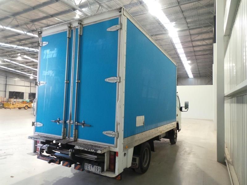 2010 FUSO CANTER PANTECH