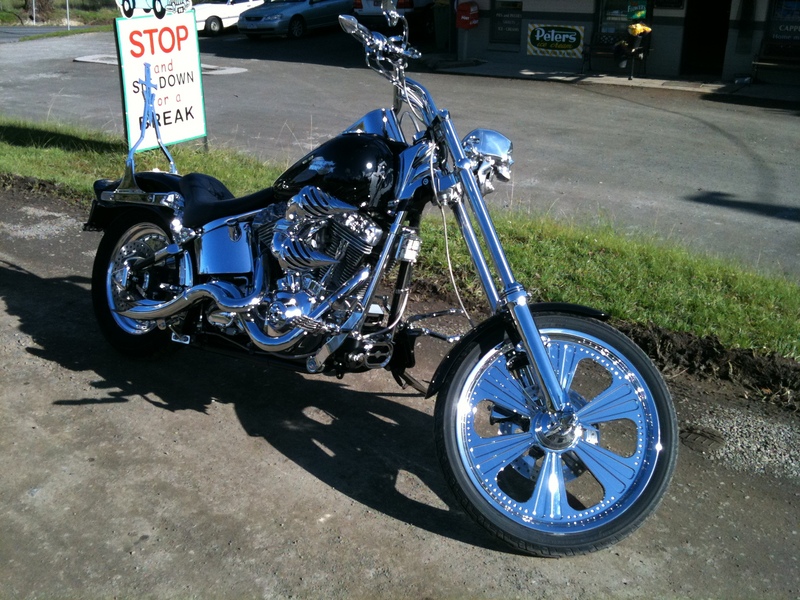 2004 HARLEY-DAVIDSON SOFTAIL FXST