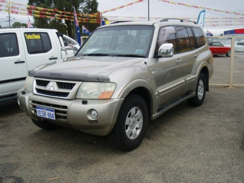 2003 MITSUBISHI PAJERO Exceed