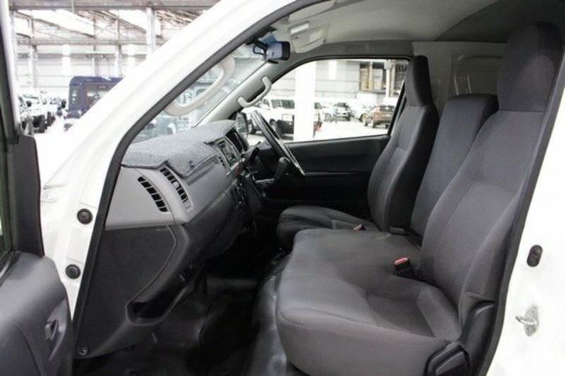 2013 TOYOTA HIACE LWB TRH201R MY12 UPGRADE