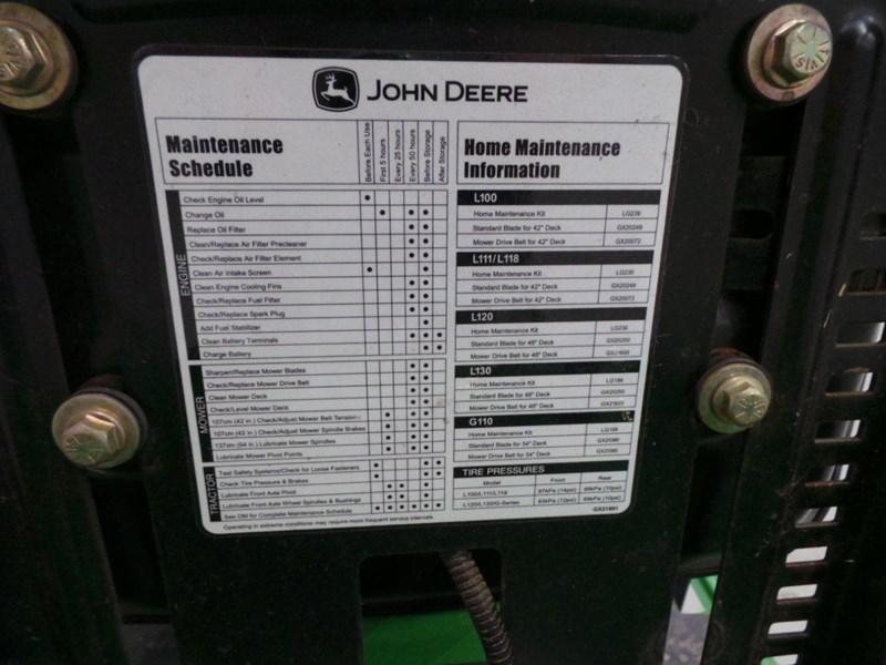 JOHN DEERE L111 RIDE ON MOWER