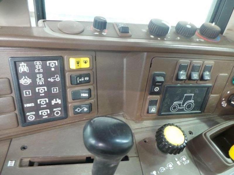 2004 JOHN DEERE 6520 TRACTOR