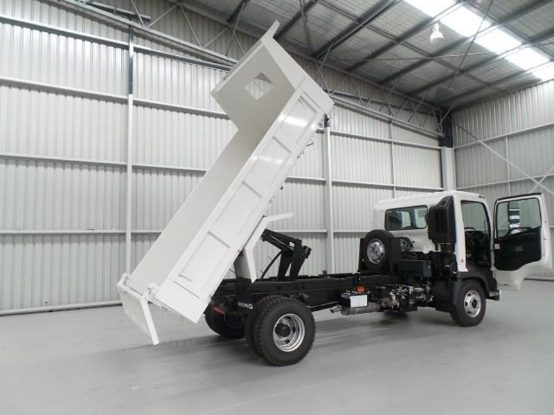 2016 HINO FC 1022-500 Series FC 1022-500 Series Truck