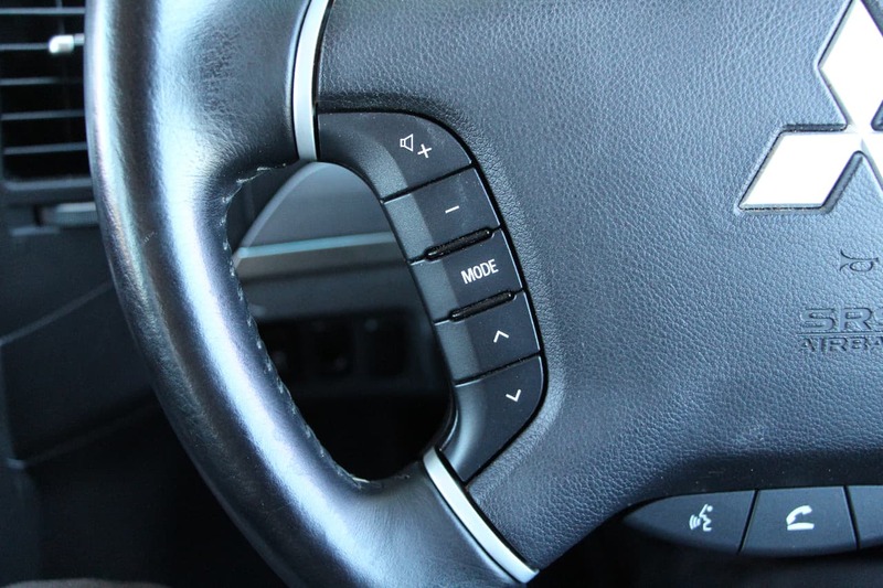 2013 MITSUBISHI PAJERO GLX-R NW