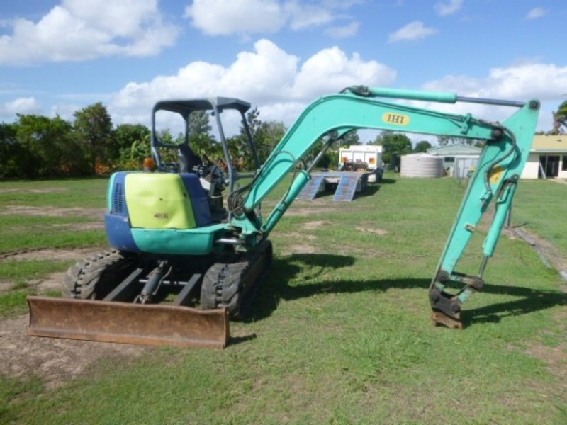 2009 IHI 40VXL Excavator