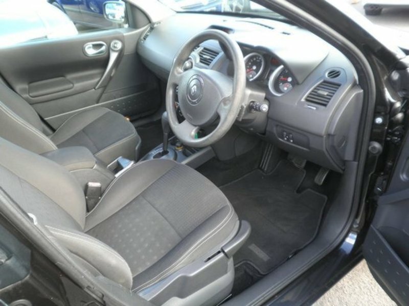 2005 RENAULT MEGANE AUTHENTIQUE X84