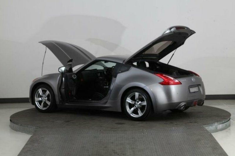 2009 NISSAN 370Z Z34