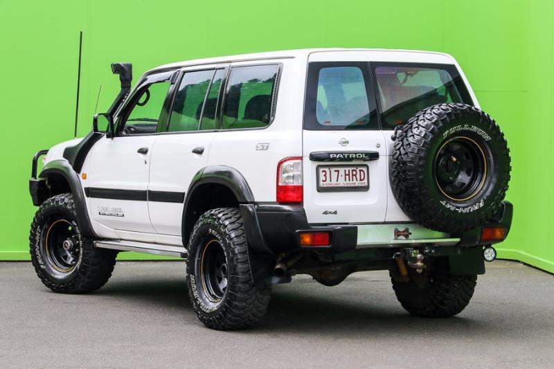 1998 NISSAN PATROL ST GU