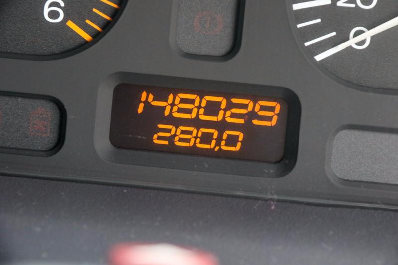 1996 FORD FALCON GLi EF II