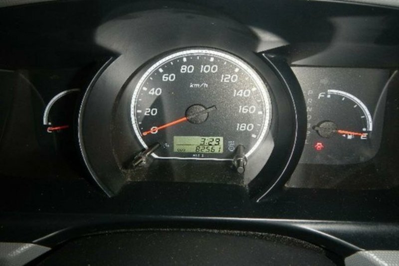2013 TOYOTA HIACE LWB TRH201R MY12 UPGRADE