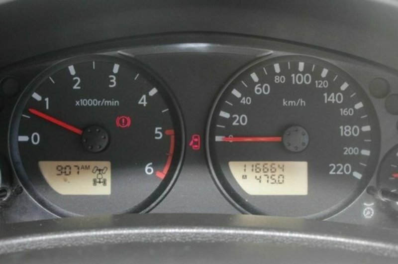 2009 NISSAN NAVARA ST-X D40