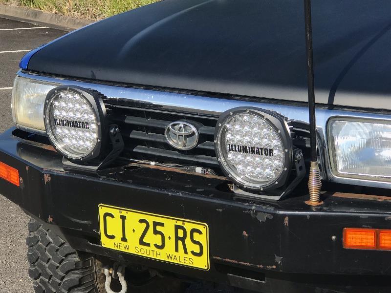 1992 TOYOTA Hilux Surf