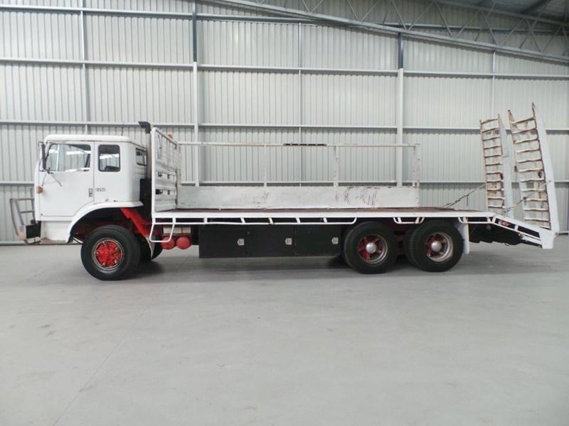 1981 INTERNATIONAL ACCO 2250