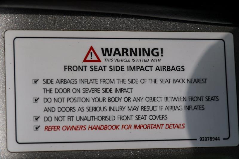2006 HOLDEN ADVENTRA