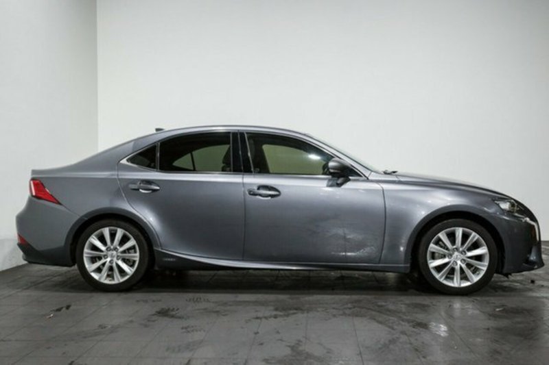 2014 LEXUS IS300h LUXURY HYBRID AVE30R MY15